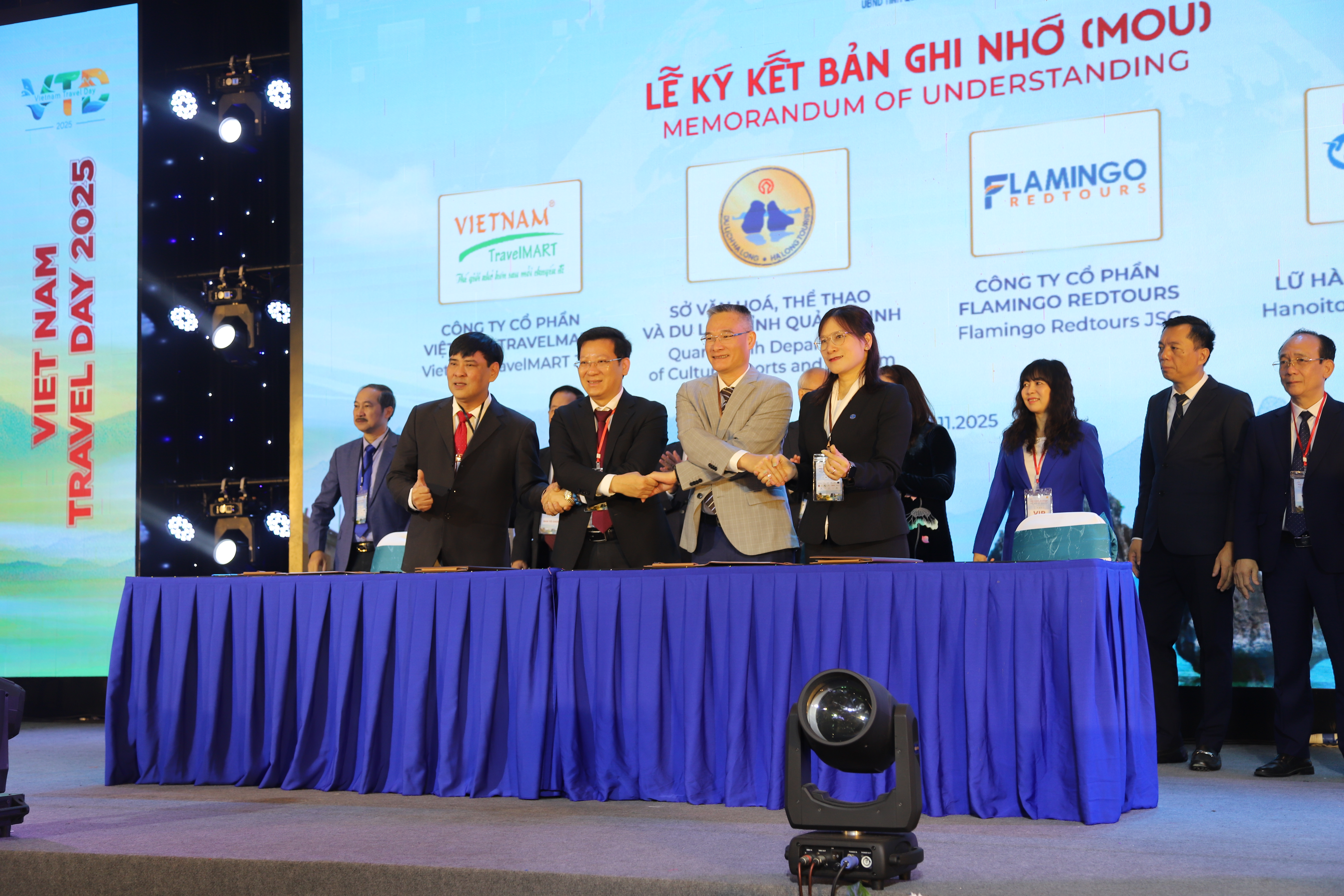 FLAMINGO REDTOURS KÝ KẾT BIÊN BẢN HỢP TÁC CHIẾN LƯỢC TOÀN DIỆN VỚI SỞ VĂN HÓA THỂ THAO VÀ DU LỊCH TỈNH QUẢNG NINH 