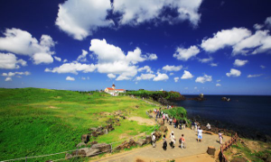 Thong thả dạo bước trên con đường đi bộ Jeju Olle nổi tiếng... phút giây này bao lo toan muộn phiền của cuộc sống thường ngày như tan biến
