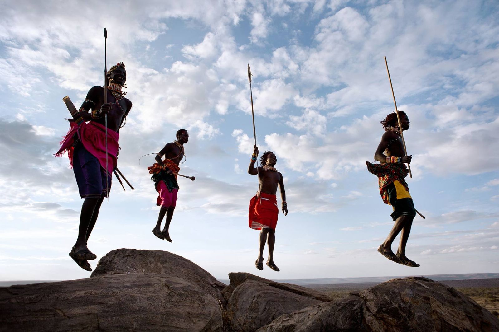 Thổ dân ở Kenya - hanoiredtours