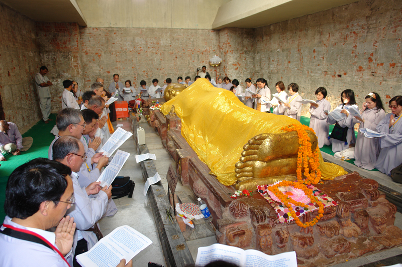 du lịch hành hương