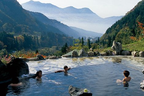 tắm onsen ở Nhật Bản