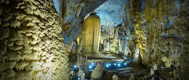 KHÁM PHÁ QUẢNG TRỊ - ĐẢO CỒN CỎ ANH HÙNG - NGHĨA TRANG TRƯỜNG SƠN - HANG TÁM CÔ - ĐỘNG PHONG NHA
