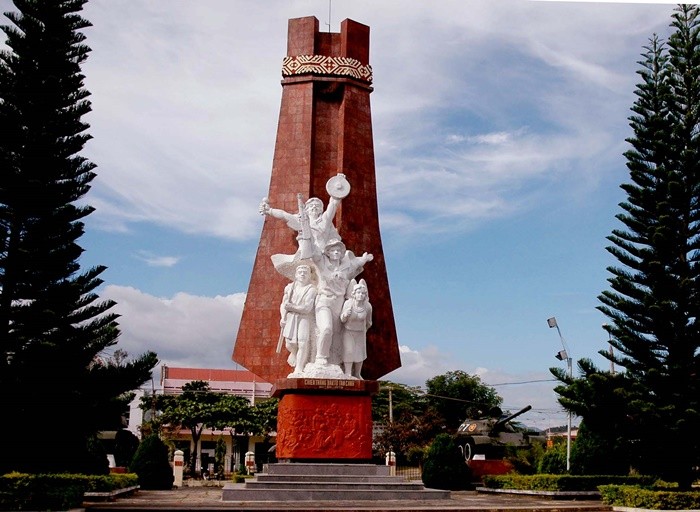 Khám phá Ngã Ba Đông Dương