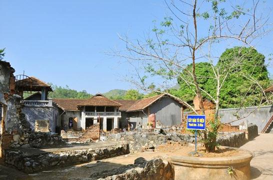 HÀ NỘI - MỘC CHÂU - SƠN LA - ĐIỆN BIÊN - LAI CHÂU - SAPA - HÀ NỘI