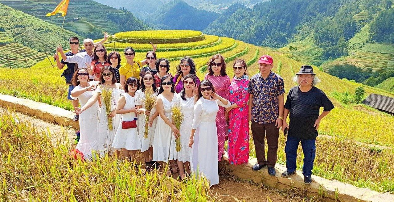 LẬP KÈO SĂN MÙA LÚA CHÍN TÂY BẮC 